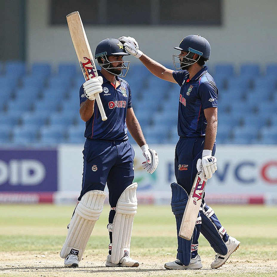 A Stock Exchange Story in Cricket's Ledger: Autopsy of a Classification Error A Stock Exchange Story in Cricket's Ledger: Autopsy of a Classification Error