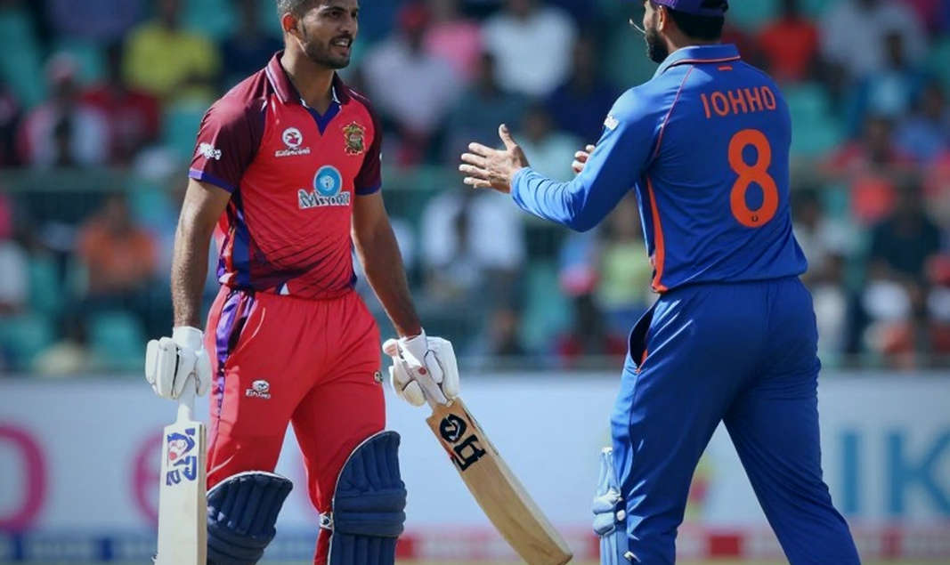 ৪০০ নট আউটের রসিদ: সুতারের ইনিংস, সারফরাজের সিলেকশন আর রঞ্জির দুই স্তরের হিসাব ৪০০ নট আউটের রসিদ: সুতারের ইনিংস, সারফরাজের সিলেকশন আর রঞ্জির দুই স্তরের হিসাব