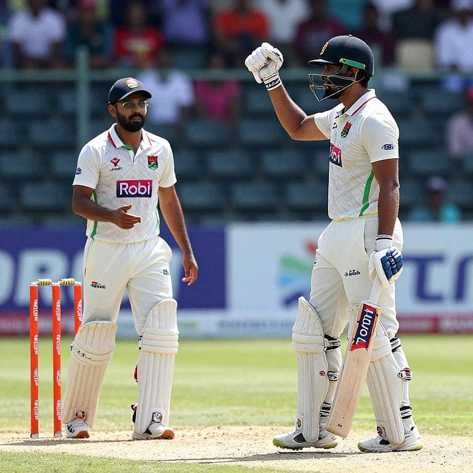 ৩ নম্বরে কোহলির উত্তরসূরি: ওয়াসিম জাফরের বাঁ-হাতি দাবি আর অসমাপ্ত এক বিতর্ক ৩ নম্বরে কোহলির উত্তরসূরি: ওয়াসিম জাফরের বাঁ-হাতি দাবি আর অসমাপ্ত এক বিতর্ক