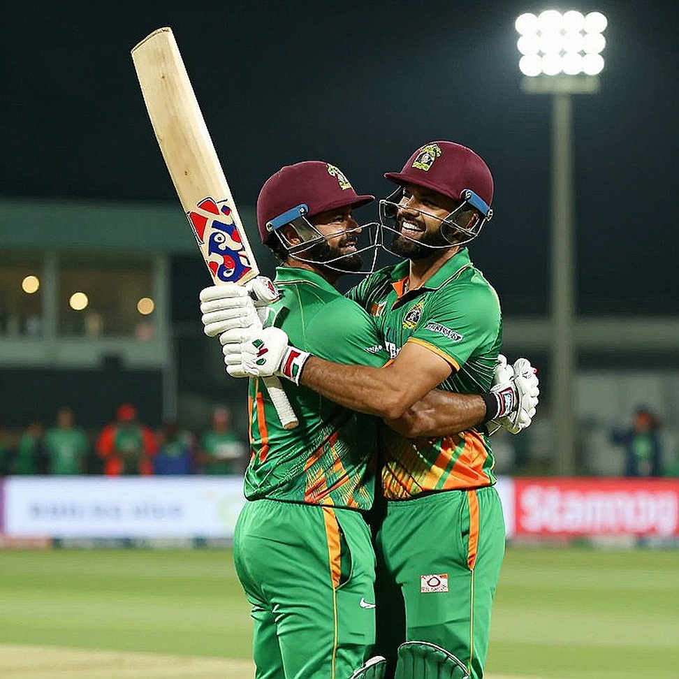 Blockchain and the Cricket Supporter Economy: From Group Chat to the Ground Ledger Blockchain and the Cricket Supporter Economy: From Group Chat to the Ground Ledger