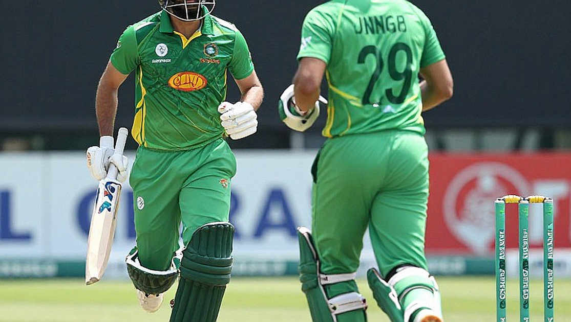 From 6-124 to 390 in Durban: Australia's Batting Order Is Now the Toughest Geometry on the Coach's Board From 6-124 to 390 in Durban: Australia's Batting Order Is Now the Toughest Geometry on the Coach's Board