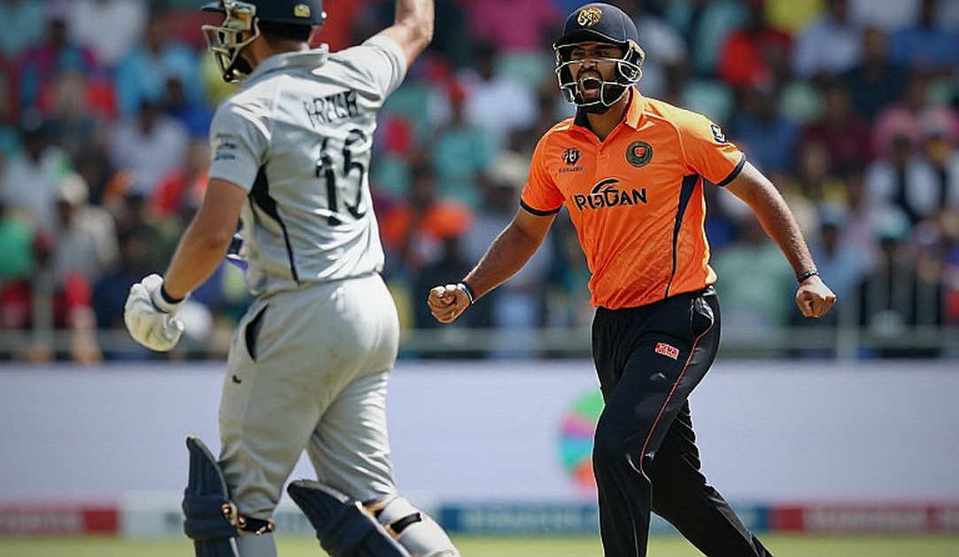 মাঝের ওভারেরাই ম্যাচ জেতে: টুর্নামেন্টের চাপে বাংলাদেশের বোলিং ভাবনার নতুন পাঠ